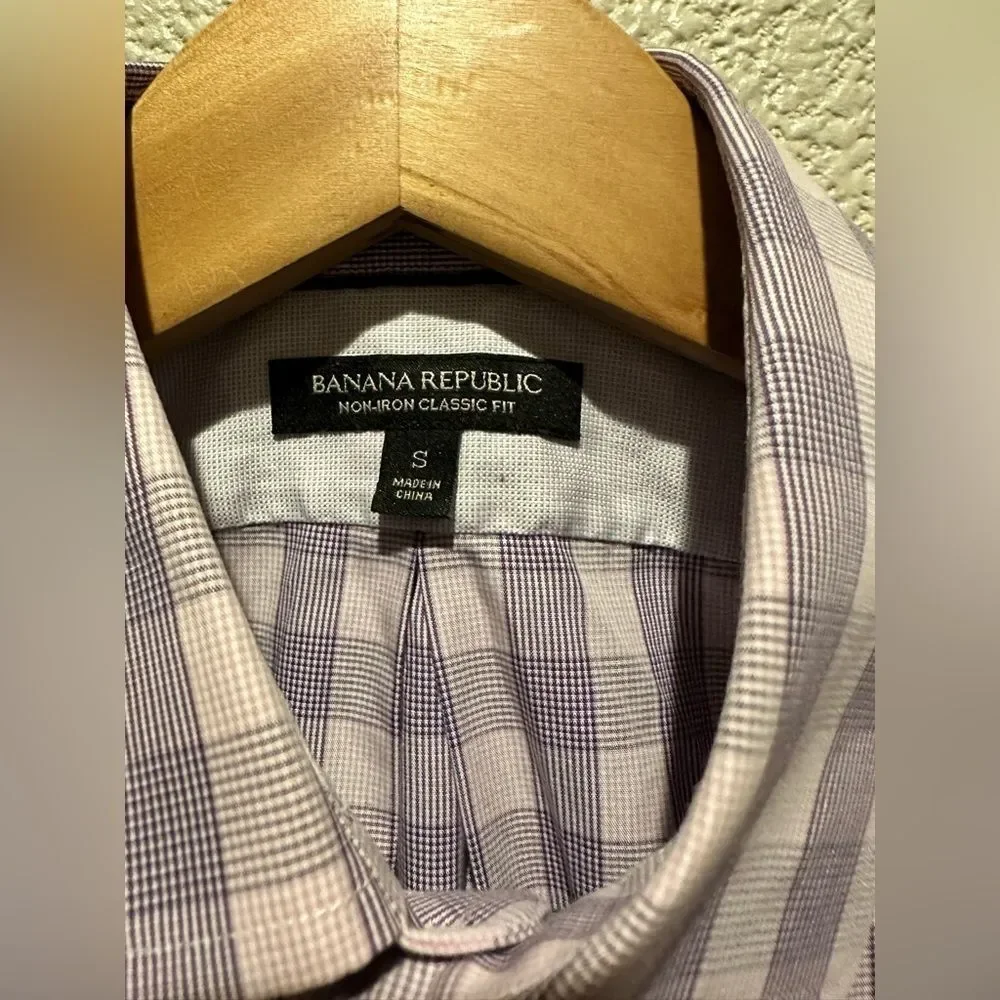 Banana Republic Light Purple Men’s Non-Iron Classic Fit Collar Shirt Size S